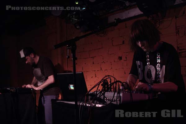 DAT POLITICS - 2012-03-30 - PARIS - La Chaufferie (du Moulin Rouge) - 